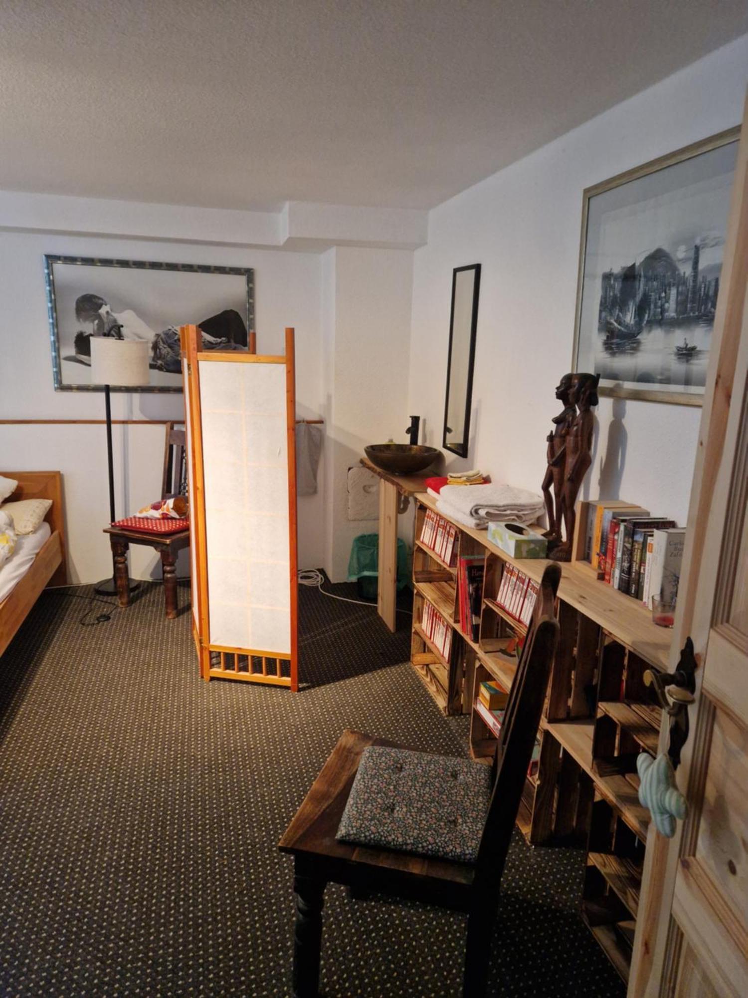 ריינשטטן Grosses Gemuetliches Zimmer Mit Eigener Dusche Und Sauna Auf Wunsch מראה חיצוני תמונה
